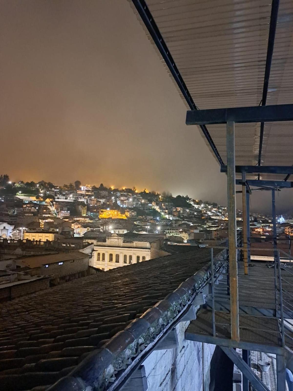 Auberge de jeunesse Casa Carpedm à Quito Extérieur photo